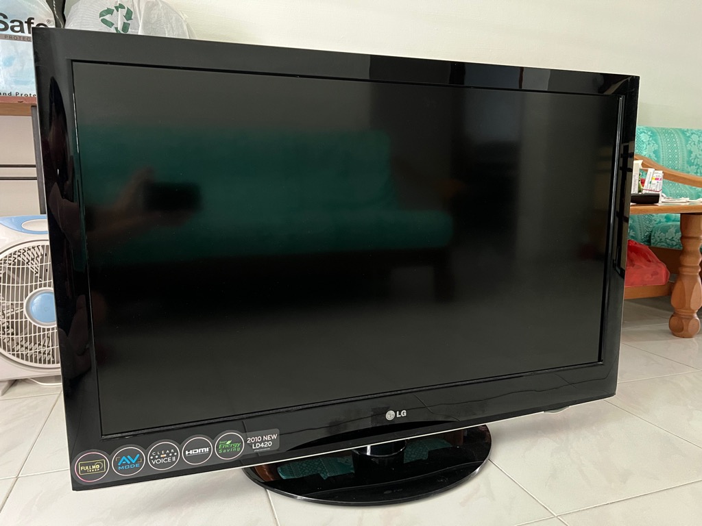 LG 42" Full HD 1080P LCD TV, Model No. 42LD420, TV & Home Appliances ...