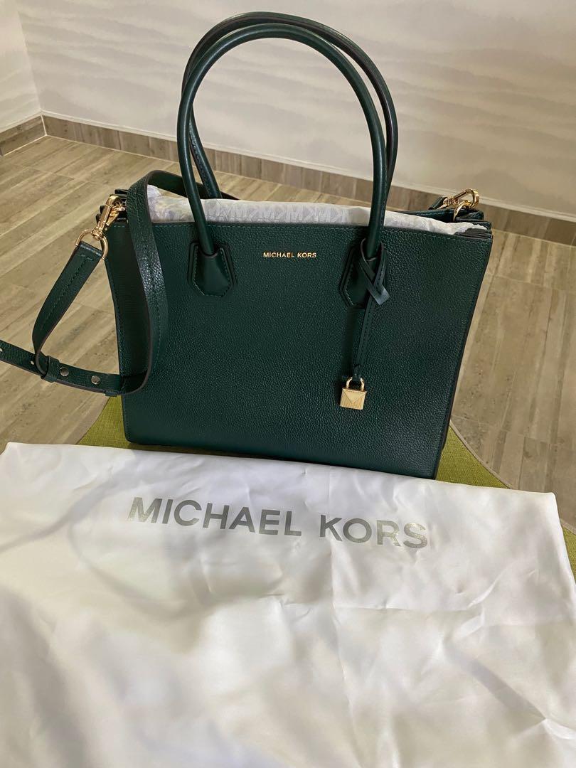 michaelkors mercer-large-pebbled-leather-accordion-tote, Luxury, Bags &  Wallets on Carousell