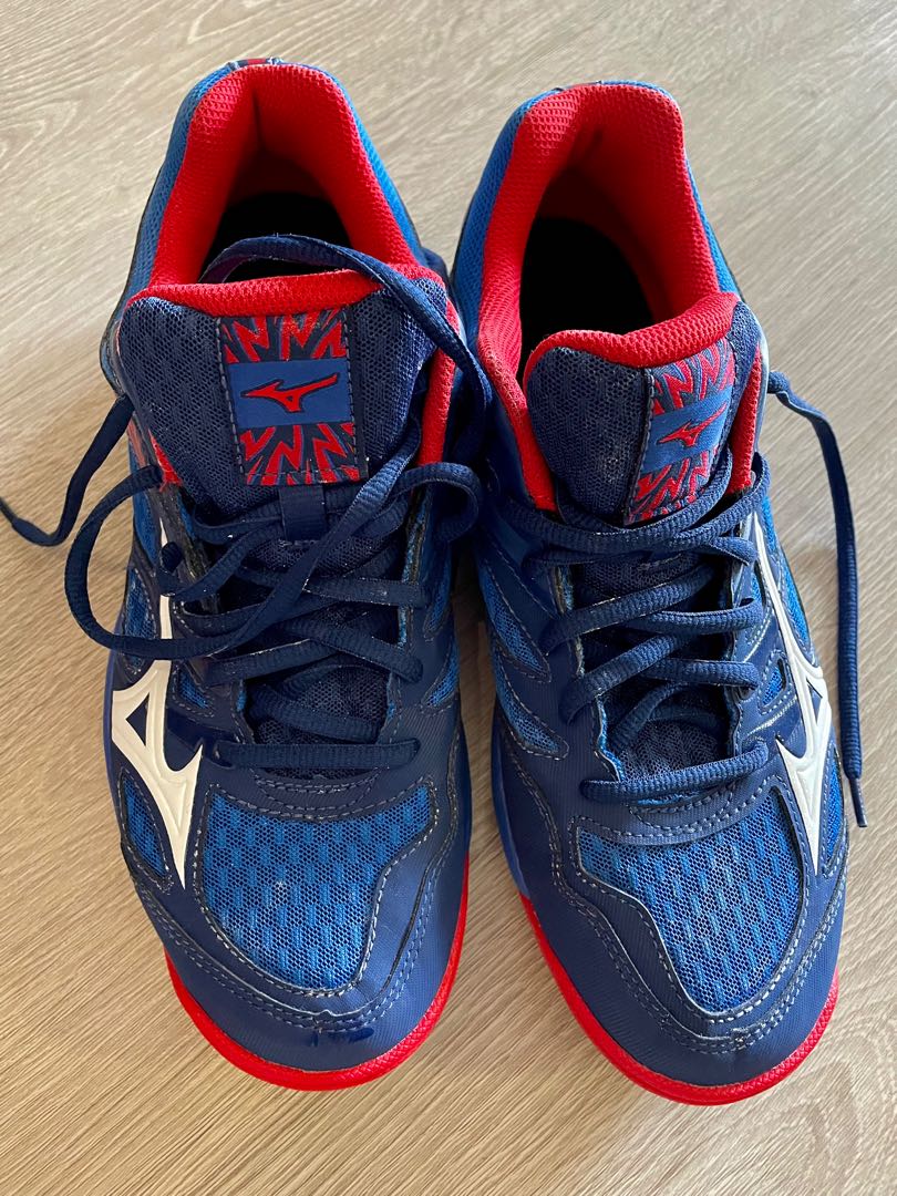 Maroon mizuno deals volleyball shoes