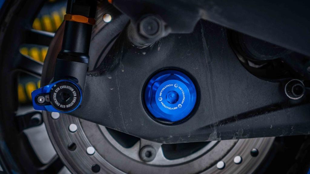 Moto Lassy RCB Singapore Honda ADV 350 Forza 350 Version 40 GPS IU ...