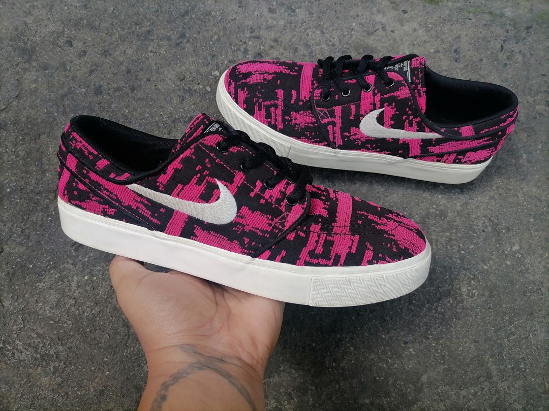 Nike Stefan Janoski GS PRm Fuchsia Force Ivory Black Women s