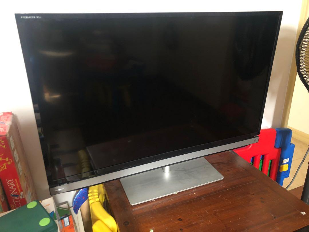 NONdigital LED TV, TV & Home Appliances, TV & Entertainment, TV on