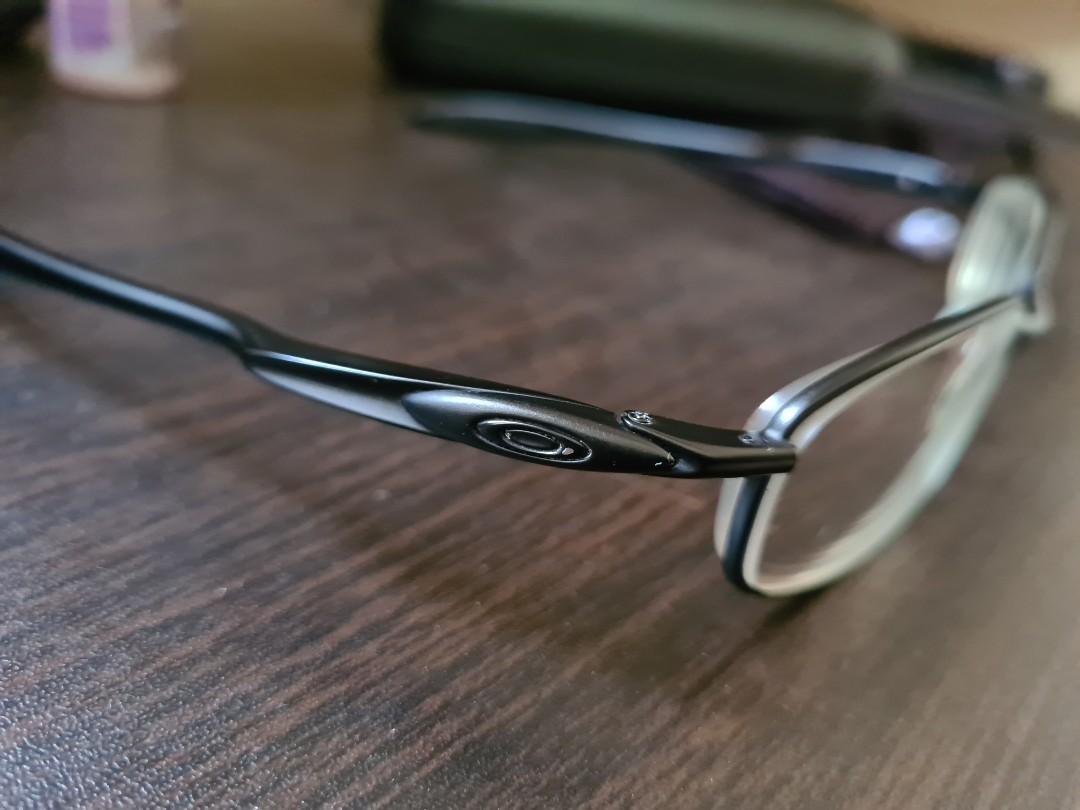 Oakley Blender 6B Prescription Glasses, Men's Fashion, Watches