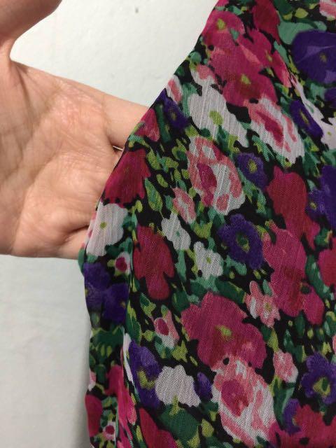 Petit Monde Dress (Category: Dresses) located in Muntinlupa City. Submitted by _ccallan2 (Listing ID 1128500299, Image 3). Description: Authentic Petit Monde dress originally bought at around 1200php but selling for only 200php. First owner. Preloved but rarely used. Probably used this only thrice. Gartered on the waist. Super cute to wear esp on a lunch date 😜.