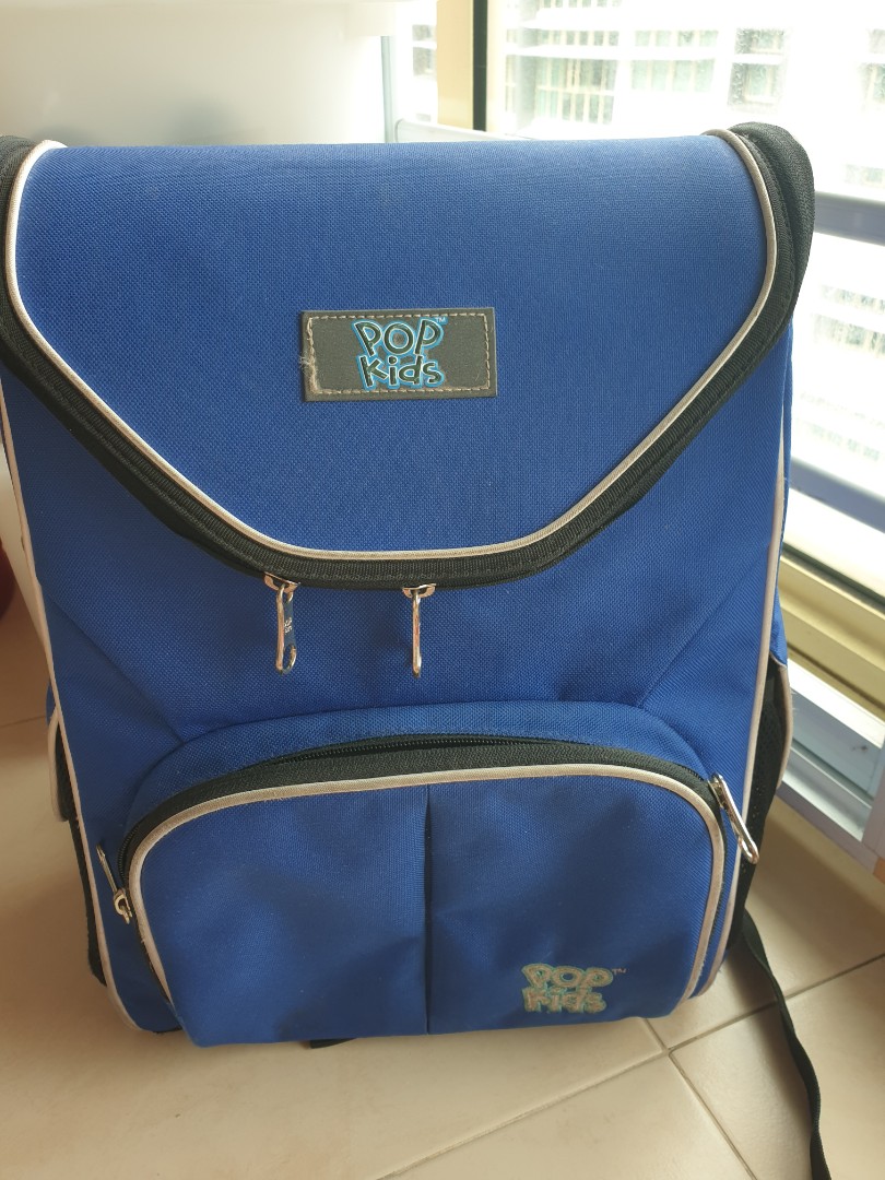 Popular pop kid deals school bag