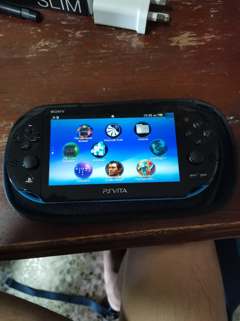 Ps Vita 00 With Henkaku Video Gaming Video Game Consoles Playstation On Carousell