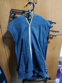 (Category: ) located in . Submitted by Smarty_Pants (Listing ID 1129713531, Image 1). Description: .