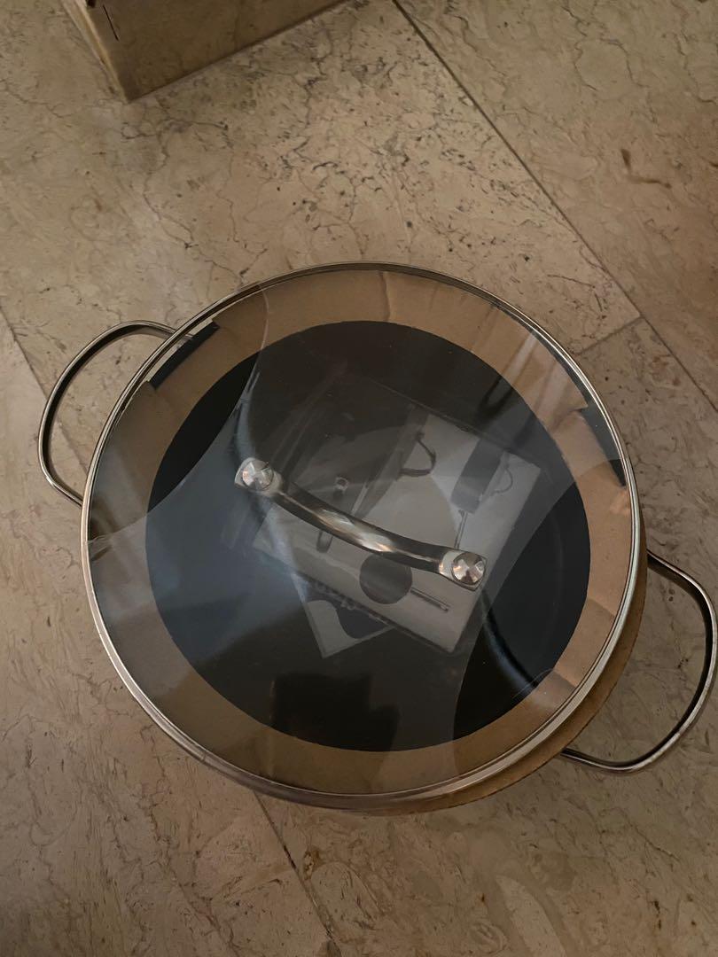 Thomas casserole with lid, Furniture & Home Living, Kitchenware ...