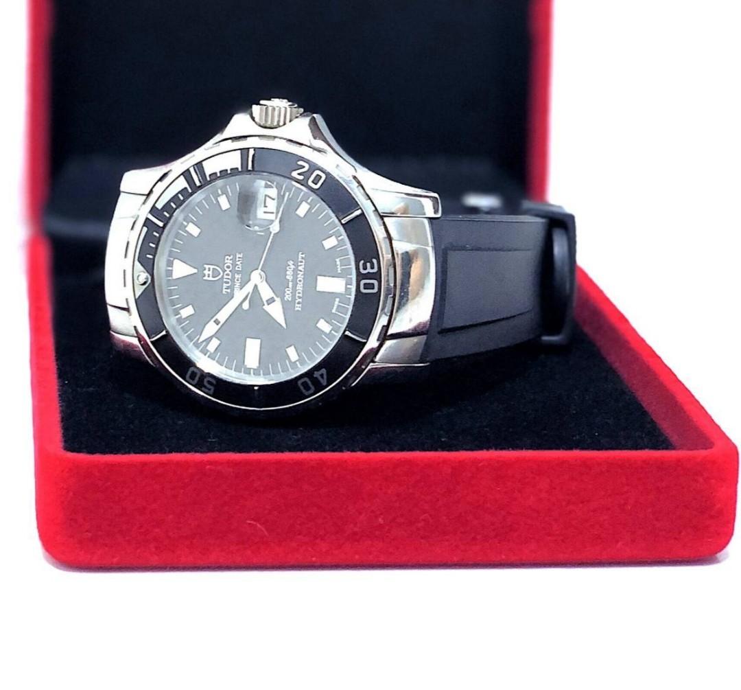 Tudor prince deals date 79400