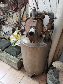 Water Pump with preasure tank