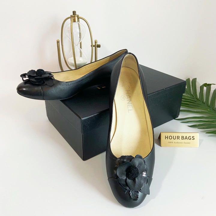 𝑮𝑹𝑬𝑨𝑻 𝑫𝑬𝑨𝑳‼️ 💯% Authentic Chanel Black Lambskin cap toe with  camellia flower ballerina flats, Women's Fashion, Footwear, Heels on  Carousell