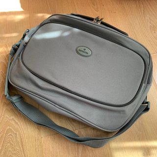 （分類：）位於 。 由 marcie.closet 提交（商品編號 1129982329，圖片 1）。簡介： 。