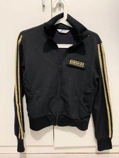 Adidas 黑金運動外套