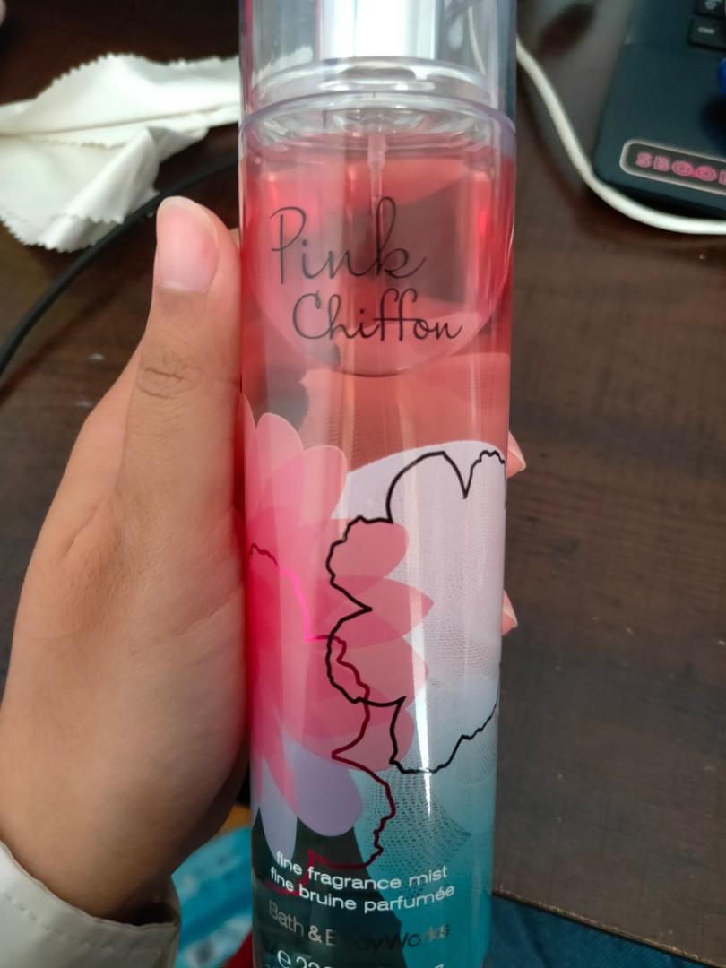 bath and body works pink