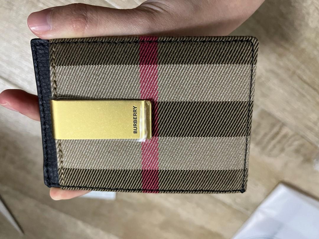 Burberry money clip card holder, Men's Fashion, Watches & Accessories,  Wallets & Card Holders on Carousell