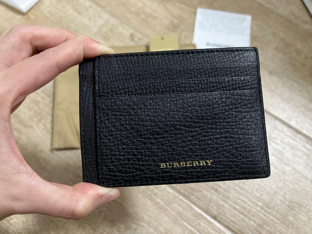 Shop Burberry Street Style Money Clips by AceGlobal