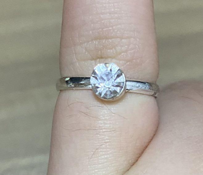 Nice fake discount diamond rings