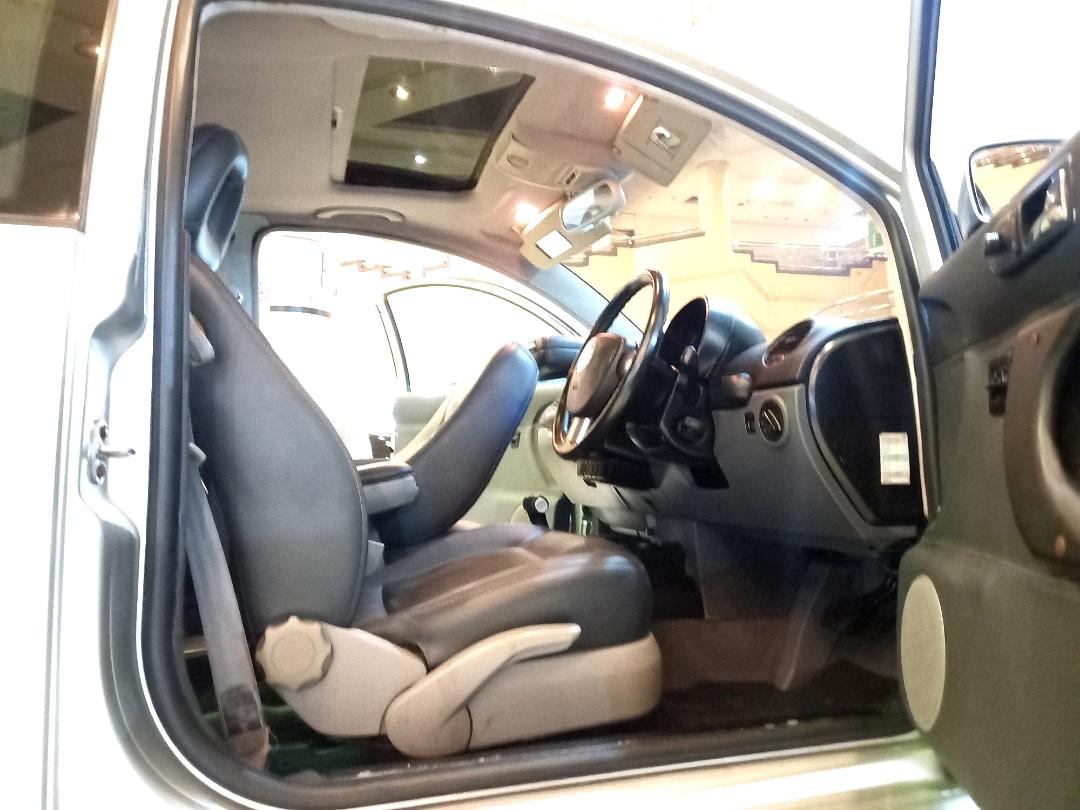 diJual Nego Vw NEW Beetle 2.0 L Automatic.SUNROOF.Silver Metalik.Nopol B Bandung Genap.pajak