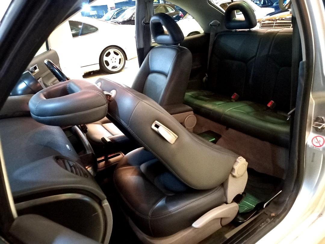 diJual Nego Vw NEW Beetle 2.0 L Automatic.SUNROOF.Silver Metalik.Nopol B Bandung Genap.pajak