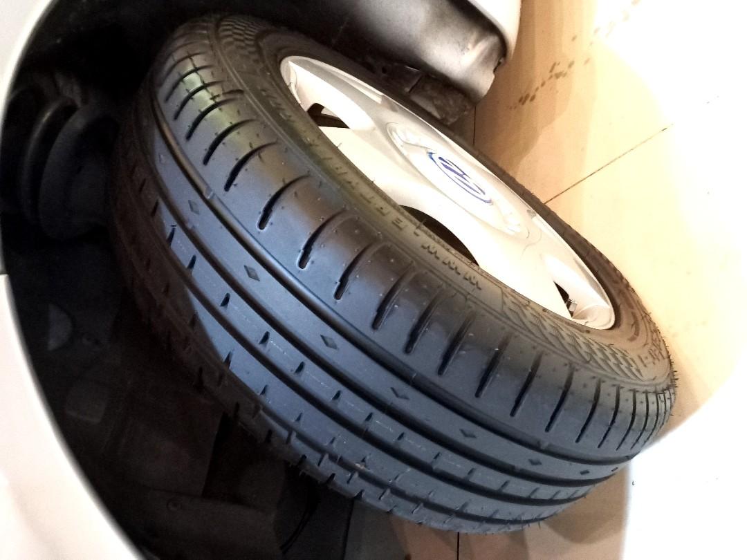 diJual Nego Vw NEW Beetle 2.0 L Automatic.SUNROOF.Silver Metalik.Nopol B Bandung Genap.pajak