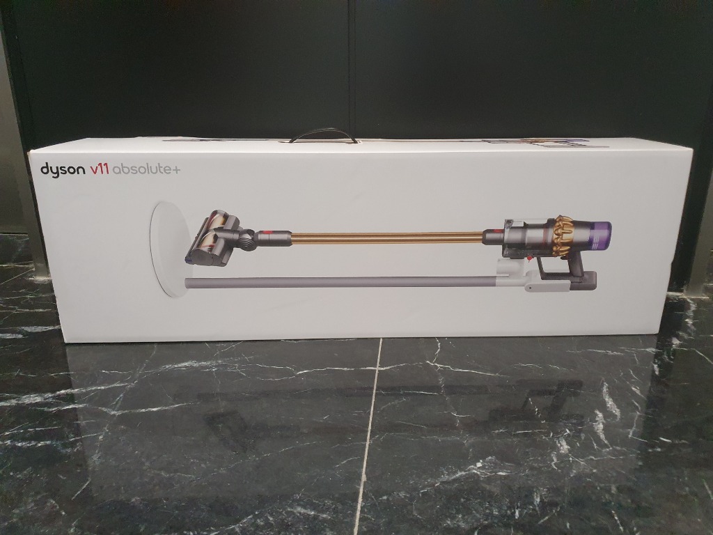 Dyson v11 absolute + Vacuum (Gold), TV & Home Appliances, Vacuum