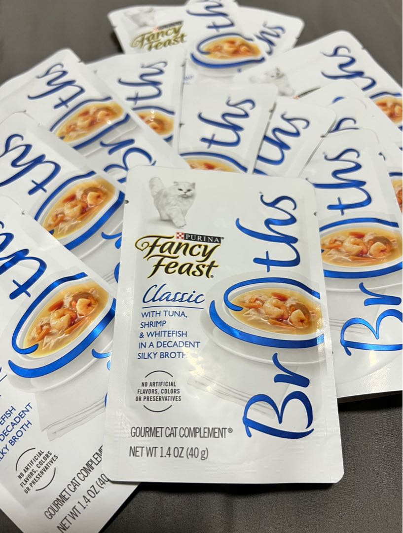 Fancy Feast Broths Classic, Pet Supplies, Pet Food on Carousell
