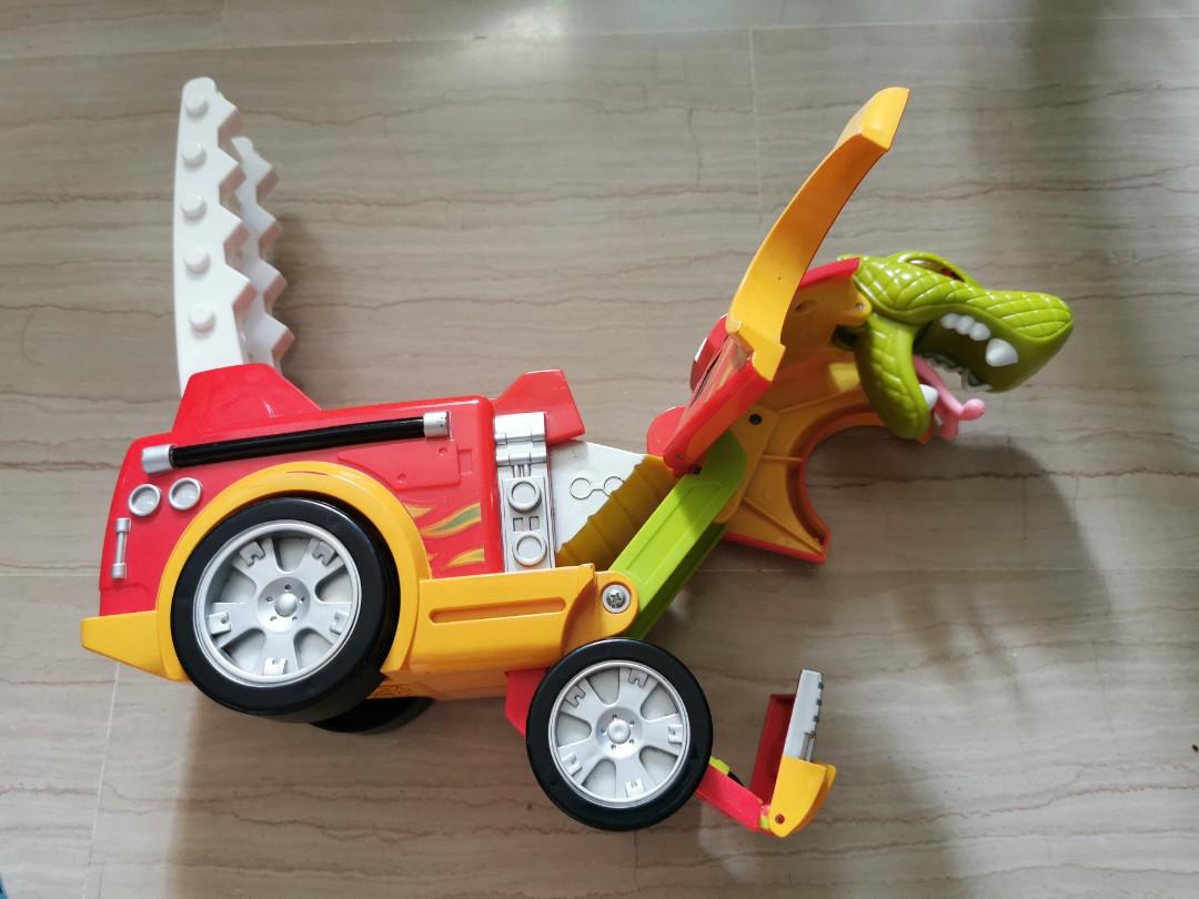 Fire engine car transformable (Category: Infant Playtime) located in Singapore. Submitted by alibaba007 (Listing ID 1129933895, Image 2). Description: Big size.