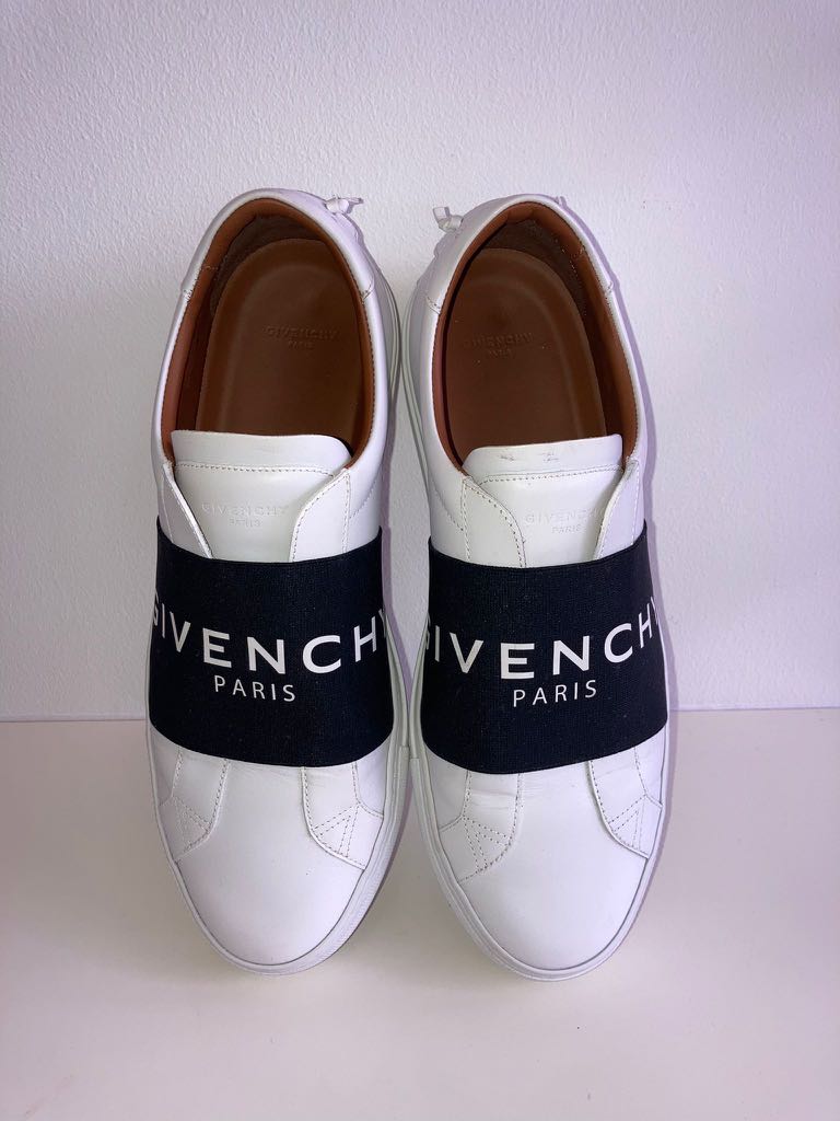 Givenchy urban cheap street logo