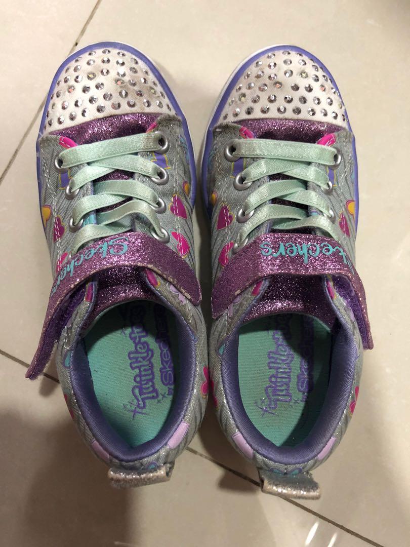 Well worn hotsell skechers