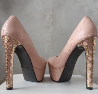 HIGH HEELS NO 37. SEPATU PARTY.