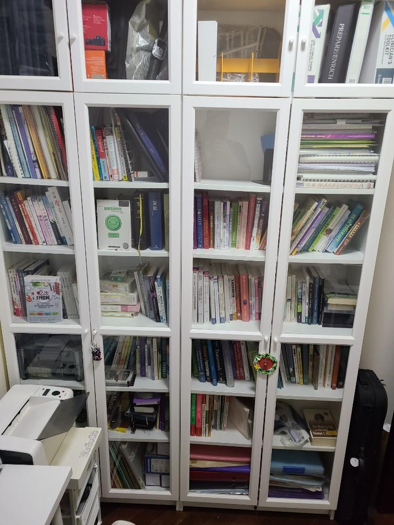 IKEA Billy/Oxberg bookcase with height extension, 傢俬＆家居, 傢俬, 書櫃、櫃子及架