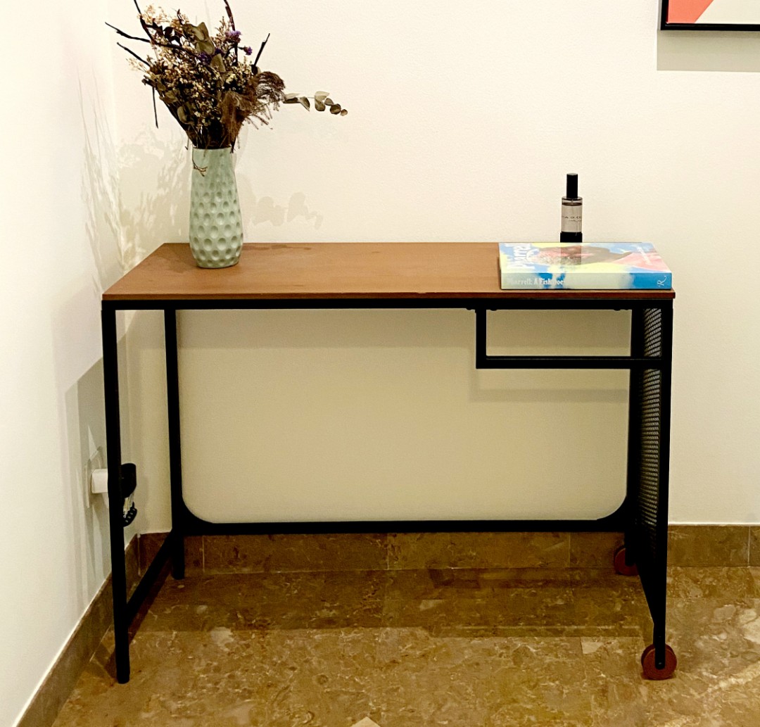 Ikea fjallbo laptop desk deals