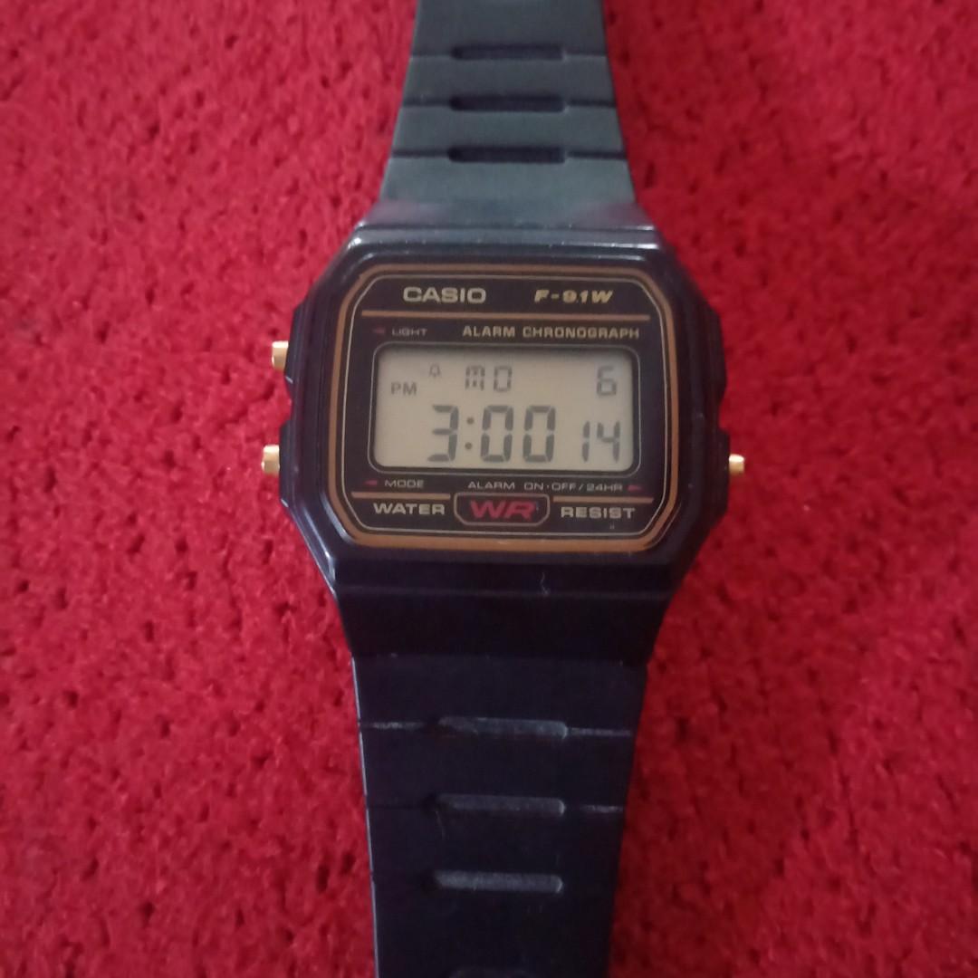Jam CASIO F91w, Fesyen Pria, Jam Tangan di Carousell