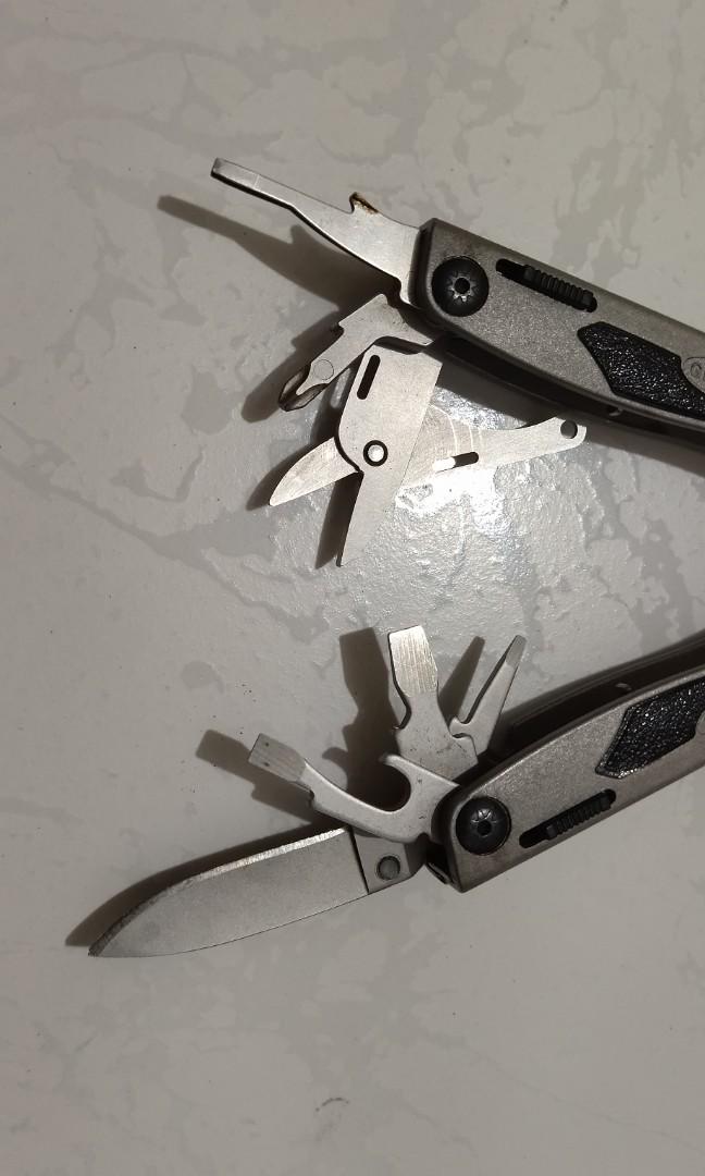 Gerber Urban Legend MP700 Multi tool with sheath, Hobbies & Toys