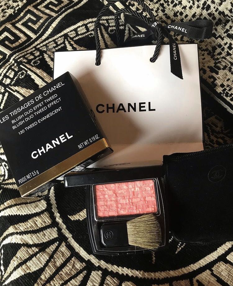 Chanel Blush Duo Tweed Effect Tweed Rose 30 Review, Swatch, Look