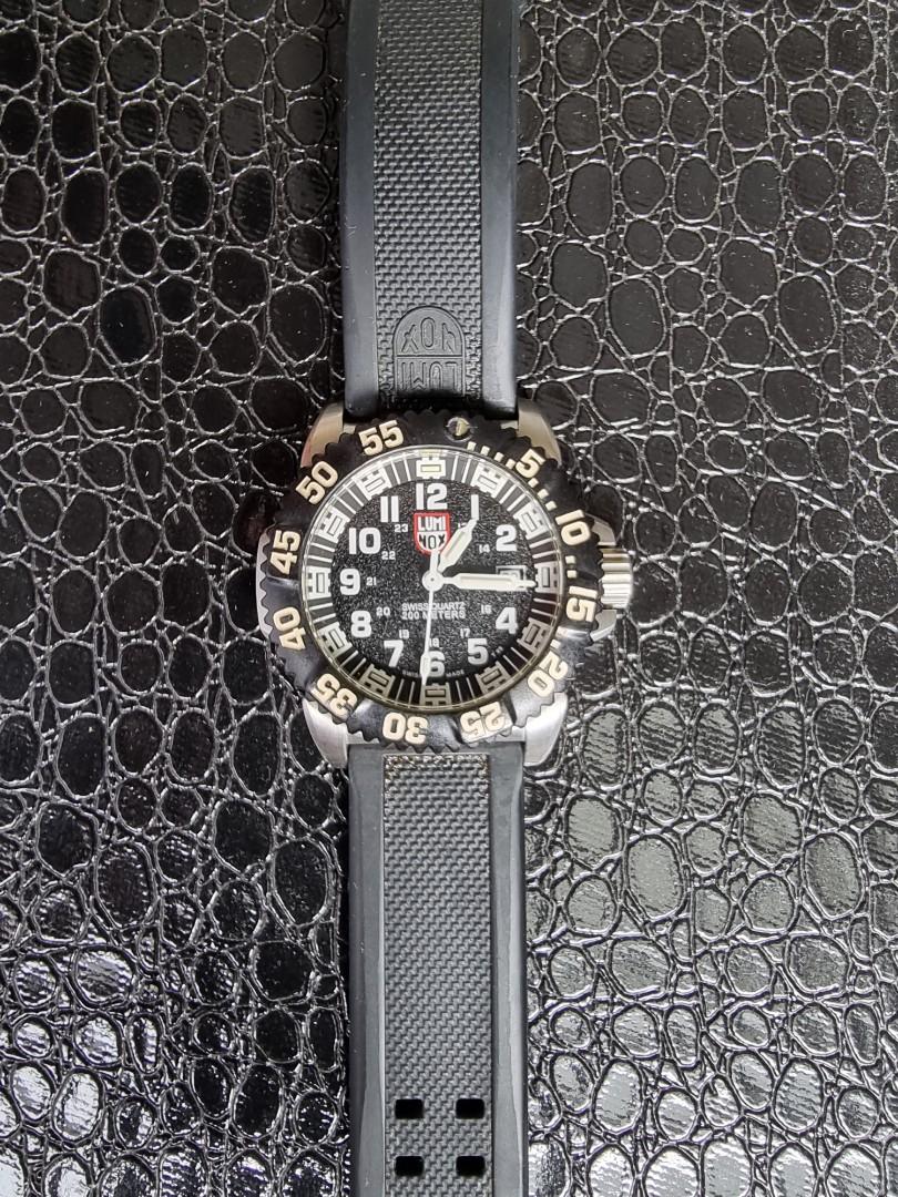 Luminox Navy Seal Black and white very beautiful