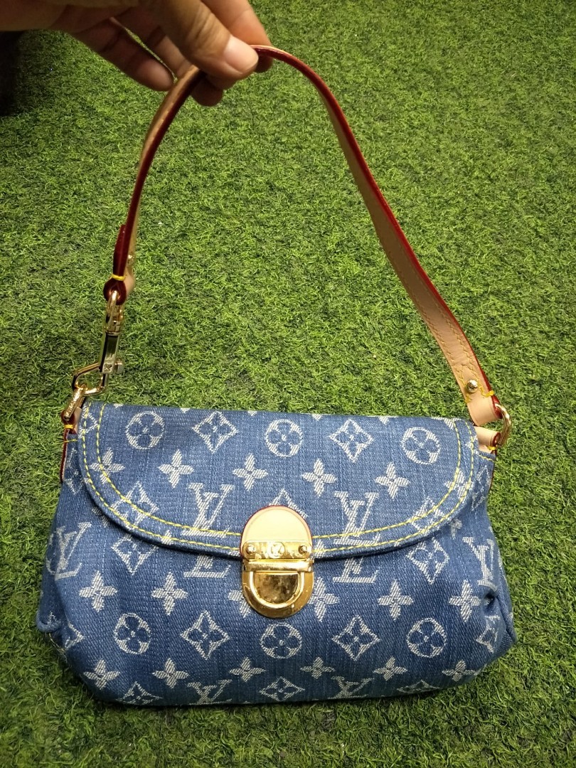 LV Ombre Monogram Blue Denim Sling/Messenger Bag, Luxury, Bags & Wallets on  Carousell