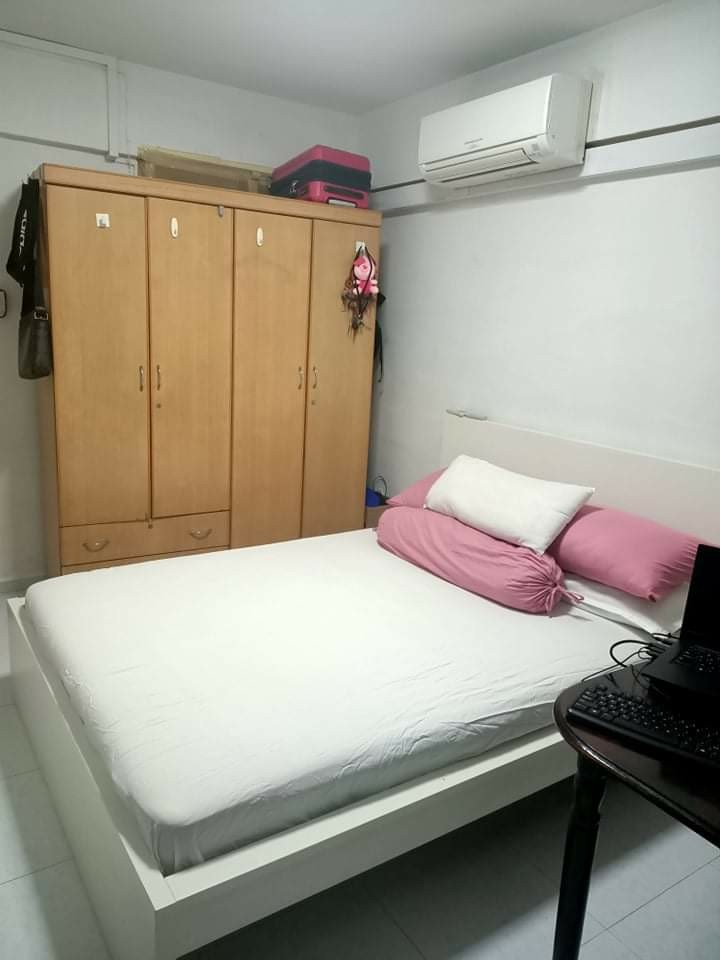 Master Bedroom 449 Ang Mo Kio, Property, Rentals, HDB on Carousell