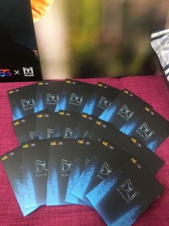（分類：）位於 。 由 birdlace 提交（商品編號 1129998341，圖片 1）。簡介： 。