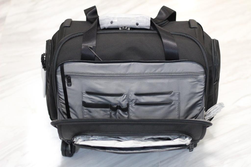 New Tumi 2203652D3 Alpha 3 Compact 4 Wheeled Duffle / wheeled laptop