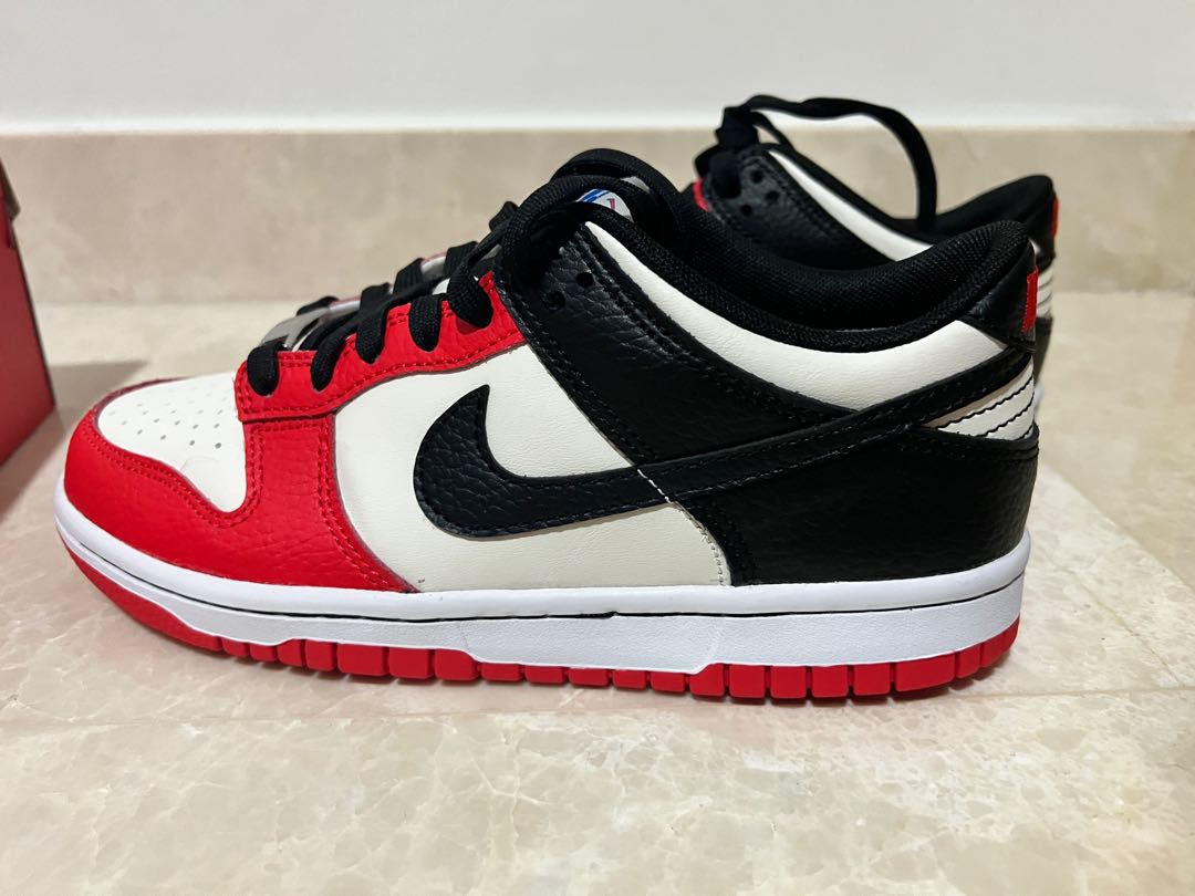 Nike Dunk Low Chicago GS 4.5Y, Men's Fashion, Footwear, Sneakers on  Carousell