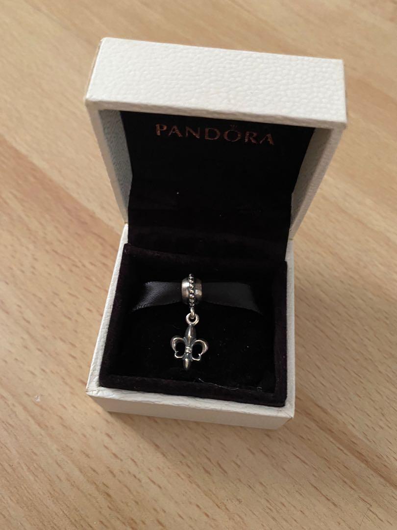 Lily pandora charm shop