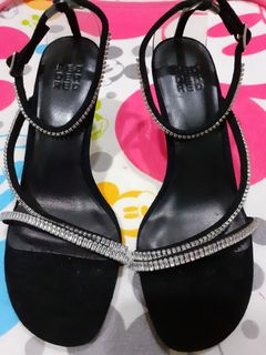 (Category: ) located in . Submitted by millie87closet (Listing ID 1129991334, Image 1). Description: .