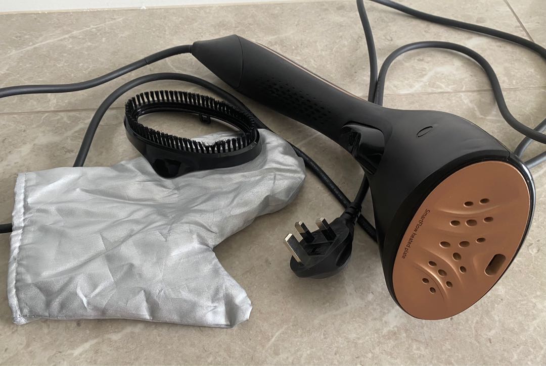 Phillips Steam and Go Handheld garment steamer GC362/86, TV & Home