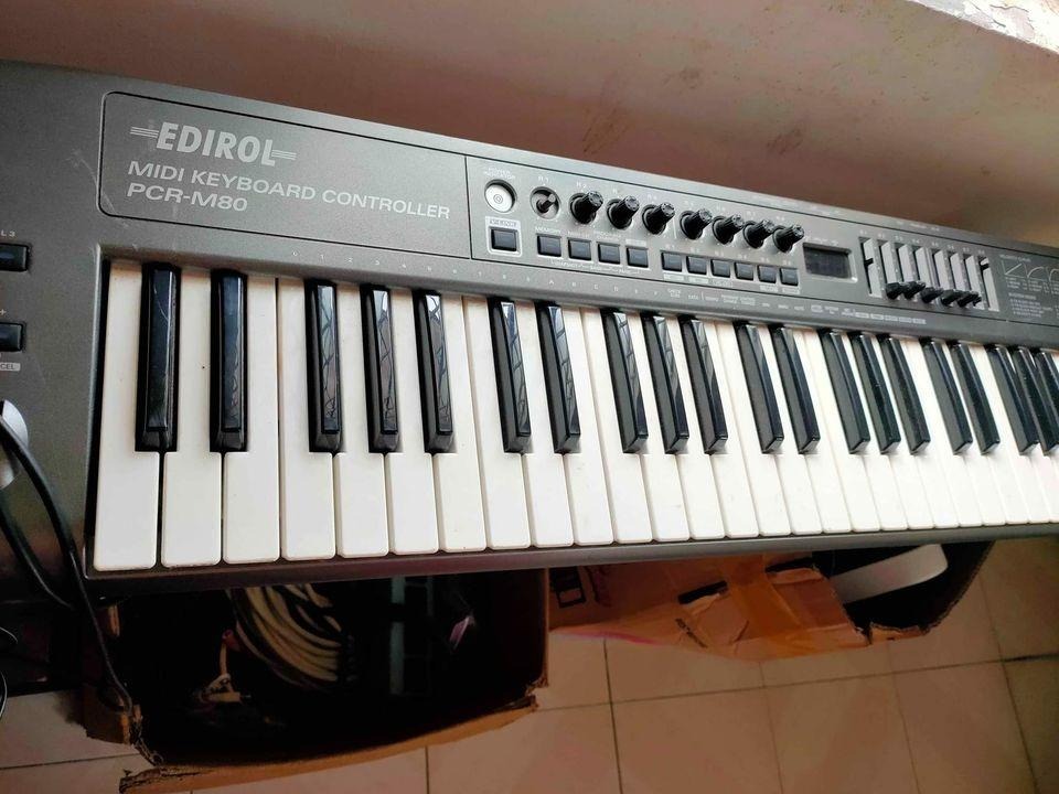 Piano Edirol Midi Keyboard controller PCRM80 P7000 Each, Hobbies & Toys, Music & Media