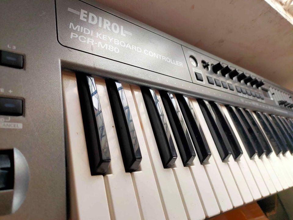 Piano Edirol Midi Keyboard controller PCRM80 P7000 Each, Hobbies & Toys, Music & Media
