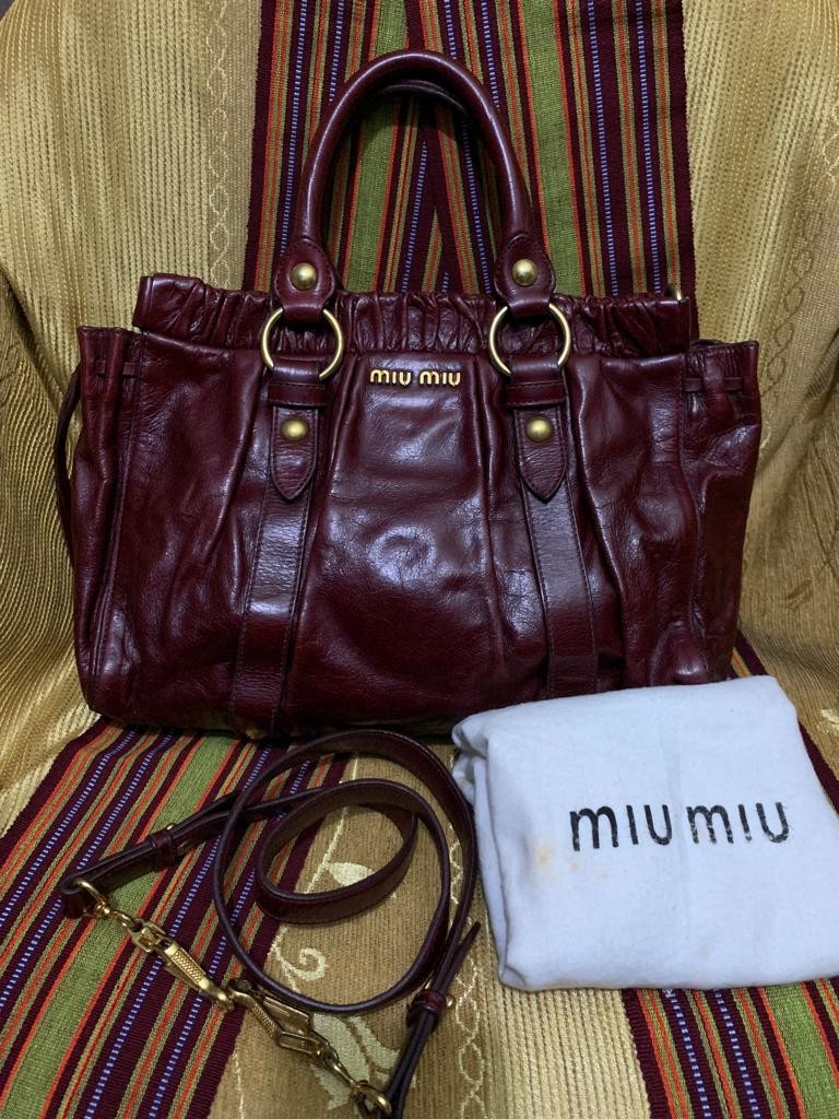 Preloved tas Miu Miu