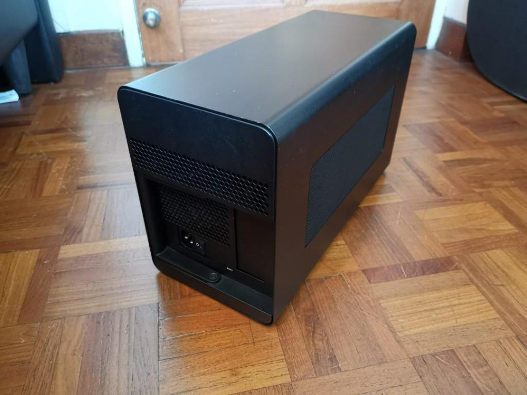 Razer Core X Thunderbolt 3 eGPU Enclosure, Computers & Tech, Parts