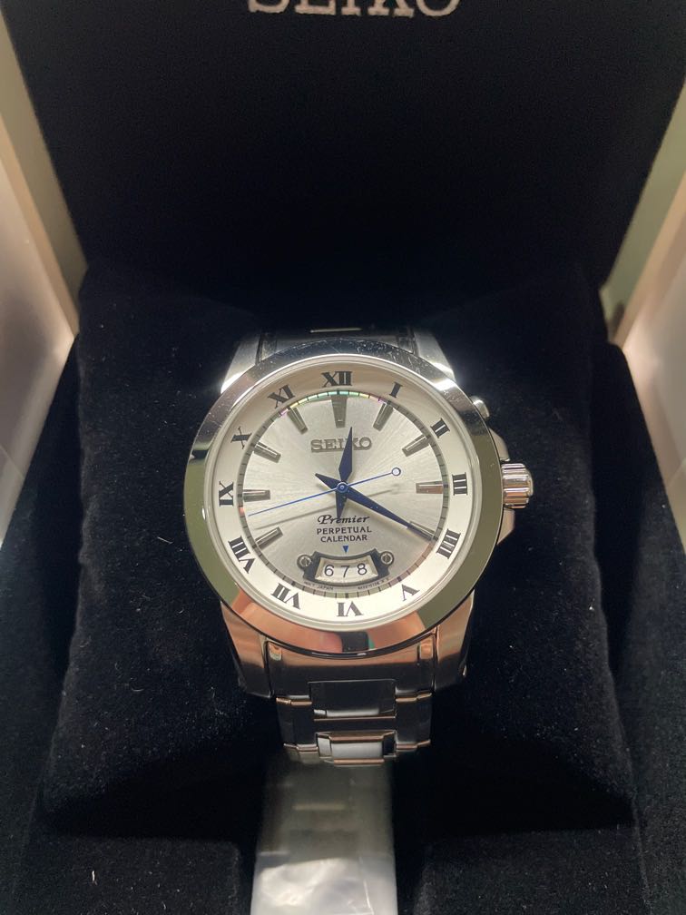 Seiko Premier perpetual calendar 6A32-00A0, Men's Fashion, Watches &  Accessories, Watches on Carousell