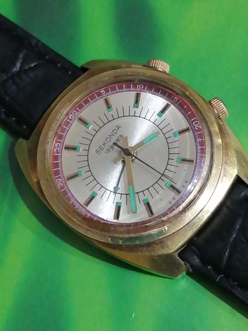 Sekonda hot sale alarm watch